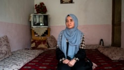 Plagosja s’e ndal ëndrrën e afganes për të studiuar