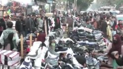 کراچۍ کې د لنډا بازار دوکانداران له لوړو ټیکسونو سرټکوي