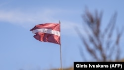 Летонија издава наредби за напуштање на земјата на лицата кои нема да го положат тестот за познавање на јазикот