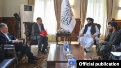 Кыргызстандын делегациясы Кабулга гуманитардык жардам жеткирди.