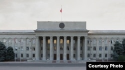 Дом правительства КР.