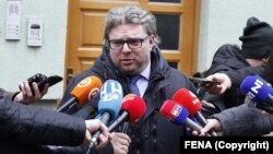  Željko Bakalar, predsjednik Centralne izborne komisije Bosne i Hercegovine na konferenciji za medije 29. novembra 2021.