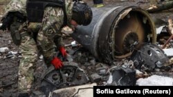 გაეროს ექსპერტებმა დაადასტურეს, რომ უკრაინის ქალაქ ხარკოვში 2024 წლის 2 იანვარს აფეთქებული რაკეტის ფრაგმენტები ჩრდილოკორეული Hwasong-ისაა. 