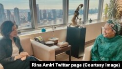 آمنه محمد معاون سرمنشی سازمان ملل ( راست) و رینا امیری نماینده امریکا در امور زنان و دختران افغانستان 