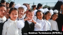 Билим күнү: 150 миң окуучу биринчи класска барды