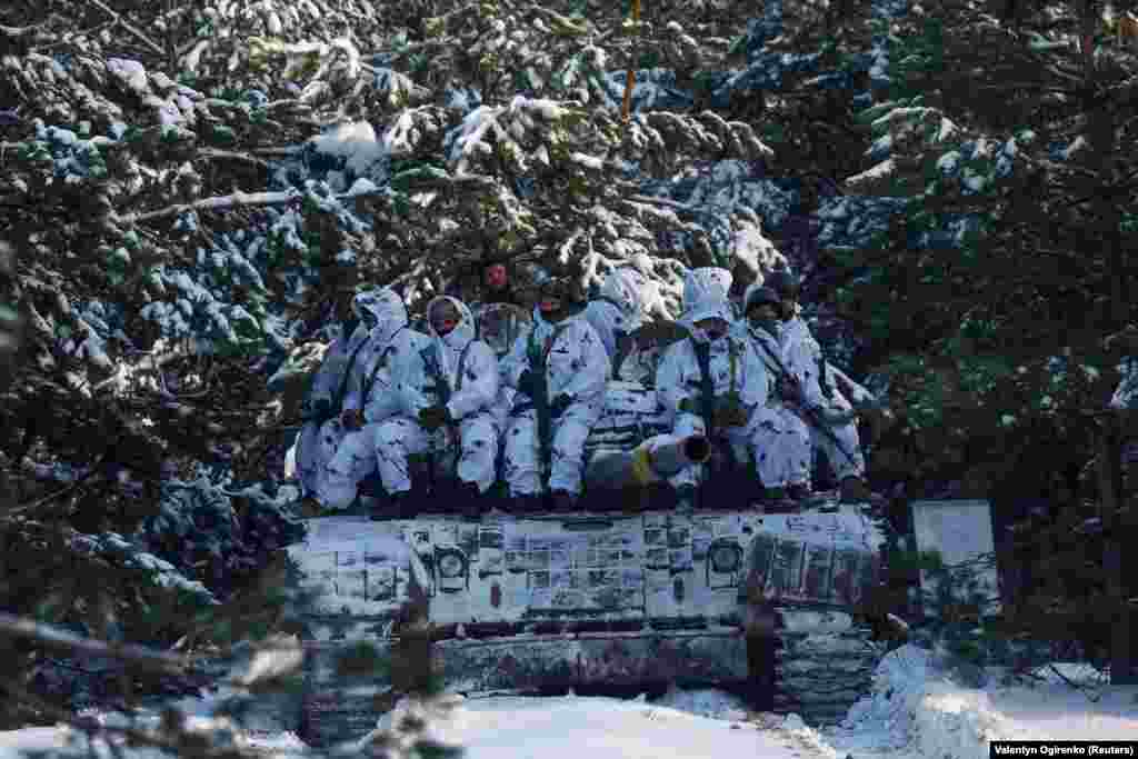 Майданда жүргөн украин аскерлери атайын даярдыктан өтүүдө. 5-декабрь, 2023-жыл.&nbsp;