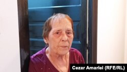 Margareta Miroiu locuiește într-un apartament într-o clădire consolidată de pe Strada Spătarului. E mulțumită de lucrări, nemulțumită însă de întârzierea predării lor.