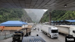 Լարսի անցակետ, արխիվային լուսանկար