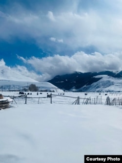 Таш-Башат айылы, Нарын. 21-март, 2023-жыл. Сүрөт Улан Үсөйүндүкү.