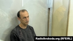 Cervinski este deținut într-o închisoare din Kiev pentru că acțiunile sale ar fi dezvăluit coordonatele unui aerodrom ucrainean, determinând un atac rusesc cu rachete care a ucis un soldat și a rănit alți 17.