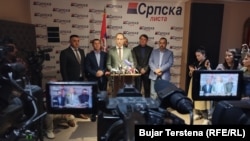 Igor Simiq gjatë konferencës për media të Listës Serbe më 19 maj. 