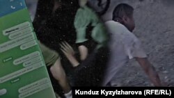 Ыдык көрсөткөндөрдү өз алдынча жазалоо тобунун интернетте тараган видеосу, каттары 