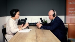 Șeful toxic. „Un șef are subordonați, un lider are angajați care îl urmează”