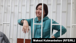 Активист Зарина Төрөкулова Бишкектин Биринчи Май райондук сотунда. 29-ноябрь, 2023-жыл.