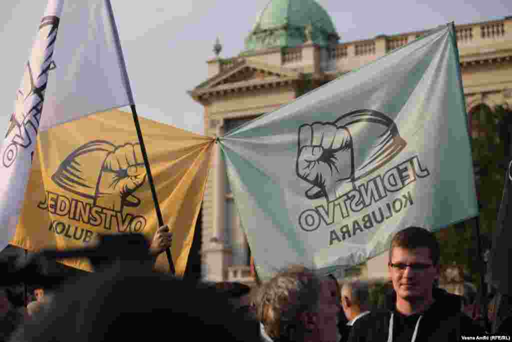 Među njima su i radnici Kolubare, koje je masa pozdravila aplauzom