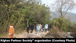 پیاده گردی یکی از برنامه های توانمندسازی مهاجران افغان که در اسلام آباد آغاز شده است