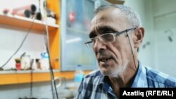 Үҗәл Баяр — Искешәһәрдә яшәүче зәркән остасы