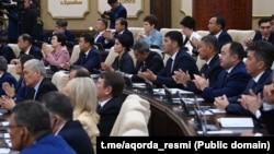 Депутаты казахстанского парламента