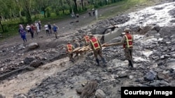 Для ликвидации последствий схода селей в Ноокатском районе привлекли более 600 человек, 29 июня 2024 г. 