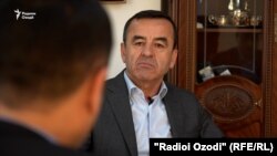 Соҳибкор Холиқзода – муассис ва соҳиби дармонгоҳи хусусии ба номи Ибни Сино, ки зиндонӣ шудааст.