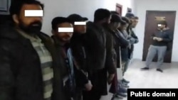 Пакистандын жана Бангладештин жарандары. ИИМ тараткан сүрөт.