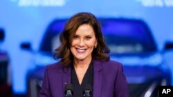 Gretchen Whitmer, un critic înverșunat al lui Trump, este probabil recunoscută după ce a fost ținta unui complot de răpire pus la cale de o miliție de extremă dreapta.