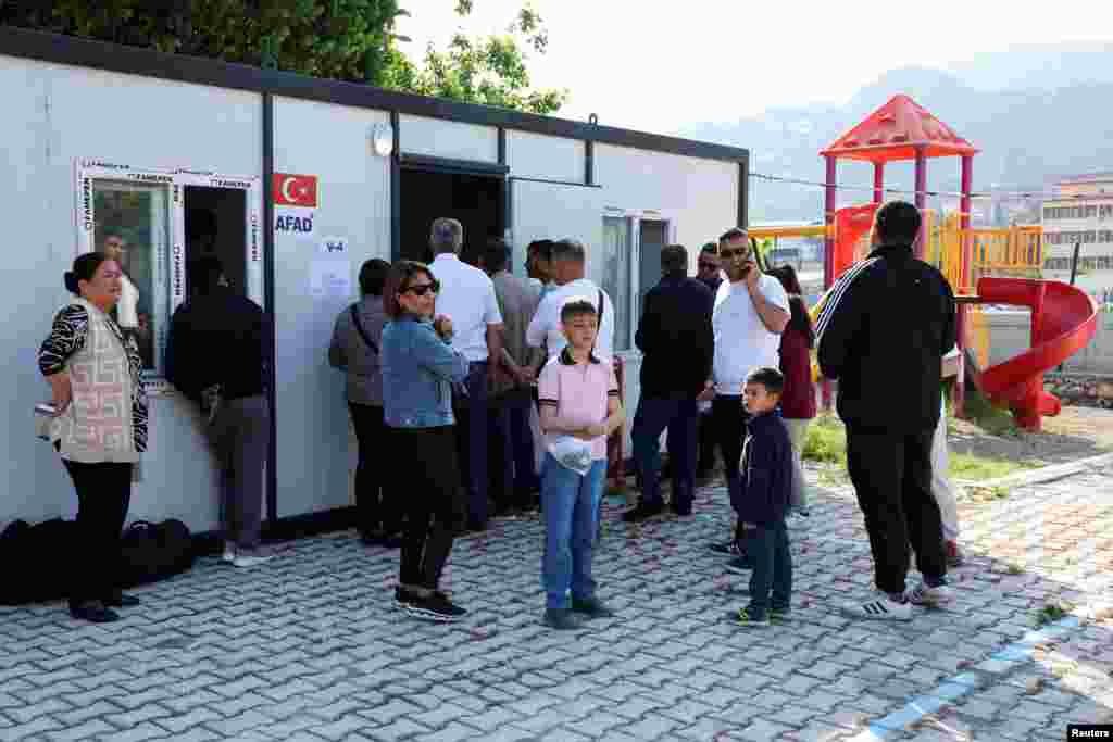 Шайлоо тилкеси. Хатай шаары.