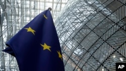 Flamuri i Bashkimit Evropian brenda ndërtesës së Këshillit Evropian në Bruksel, 17 qershor 2024.