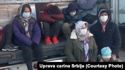 Fotoarhiv: Porodica na putu kroz Srbiju