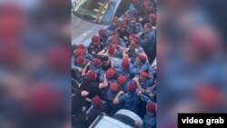 Միջադեպ ոստիկանների և Աշոտ Սիմոնյանի միջև, 27-մայիսի, 2024թ․