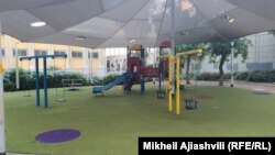 დაცარიელებული საბავშვო სკვერი თელ-ავივთან ახლოს, 10 ოქტომბერი, 2023