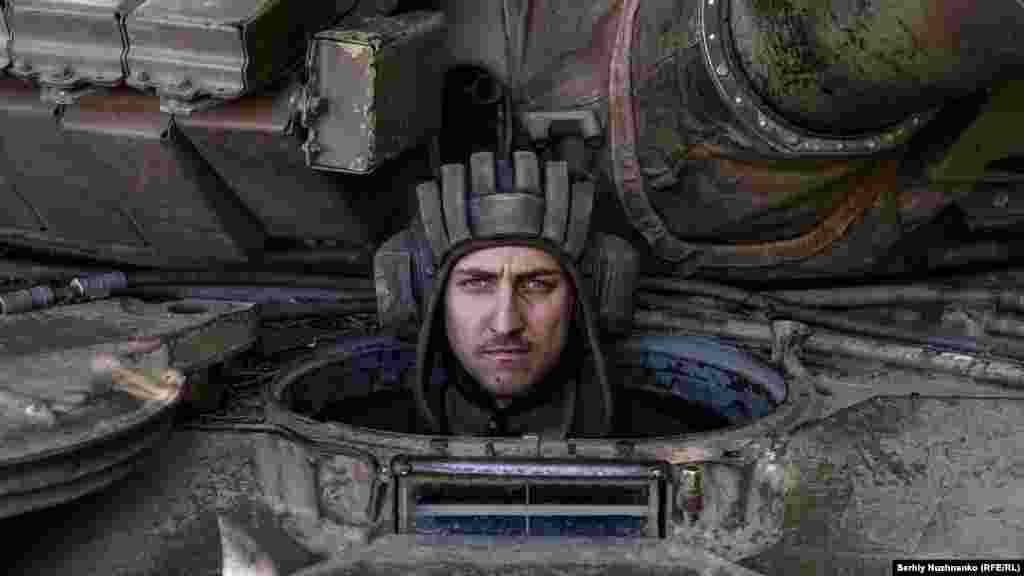 Юрий, украинский танковый механик, в Донецкой области, 11 июня 2022 года