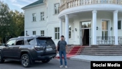 Акбарали Абдыразаков "Ала-Арча" мамлекеттик резиденциясында.