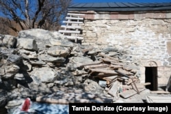 კოშკის ნაშალი მასალა