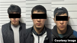 Курьерлерди сабоого шектүүлөр. ИИМдин сүрөтү.