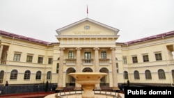 Башкы прокуратуранын имараты.