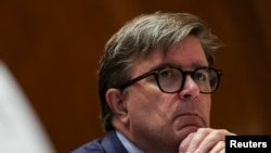 უწყობს საქართველო ხელს რუსეთს სანქციების გვერდის ავლაში?