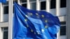 Flamuj të BE-së. Fotografi nga arkivi. 