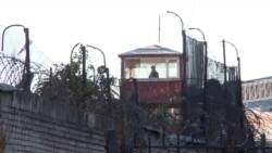 Rusia începe să închidă închisori deoarece atât condamnații, cât și personalul sunt trimiși pe front