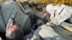 Ce se întâmplă cu statuile comuniste părăsite