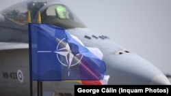 Militarii Forțelor Aeriene Finlandeze la Baza Aeriană Mihai Kogălniceanu, la 11 iunie 2024. În prezent, acolo sunt trupe germane.