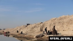 گروهی از افراد معتاد