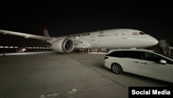 Emomali Rahmonyň uçary Merkezi Aziýanyň döwlet baştutanlarynyň kaşaň uçarlarynyň arasynda mynasyp orun tutýar.