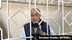 Писатель Олжобай Шакир.