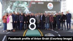 Свеченост за почетокот на изградбата на автопатишта од Коридорот 8, 4 април 2023. Владини функционери и претставници на Бехтел и Енка. 