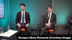 Vlad Adamescu și Răzvan Petri, co-fondatorii Politica la Minut.