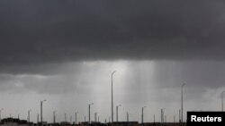 د موسمیاتو محکمې ویلي چې له کراچۍ ۱۷۰ کلوميټره لرې سمندري توپان جوړ شوی دی او د جنوب ختيځ پر لور روان دی.