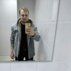 რომან ალიოშინი, ფოტო გადაღებულია მის გენდერულ ტრანზაქიამდე