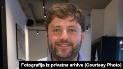 Bojim se da bi lokalni akteri mogli pogrešno da protumače globalne tokove: Adnan Ćerimagić