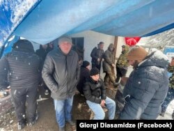 „საირმე მინერალ ვოთერსის“ გაფიცული თანამშრომლები.